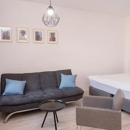 Апартаменти Provenir Strzelecka 25