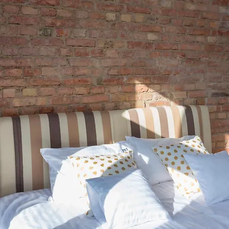 Provenir Strzelecka 25 Poznan