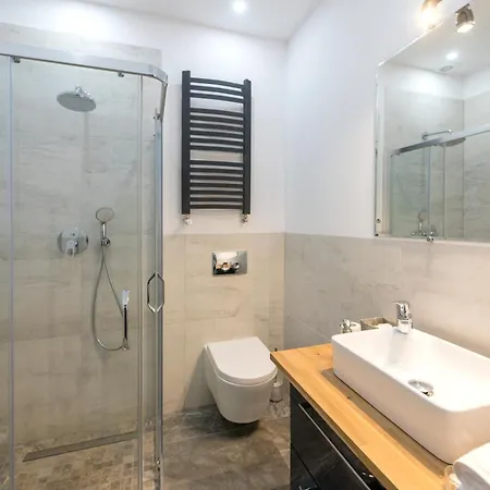 Апартаменти Provenir Strzelecka 25