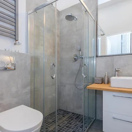Апартаменти Provenir Strzelecka 25