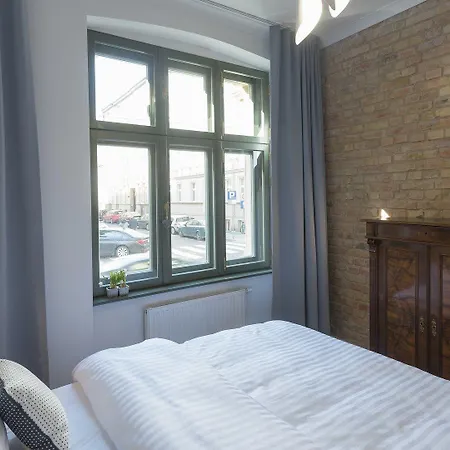 Provenir Strzelecka 25 Апартаменти Познань