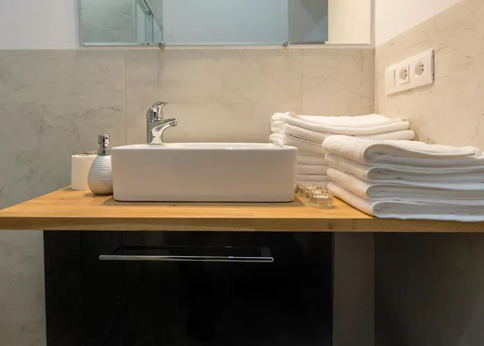 Provenir Strzelecka 25 Poznaň