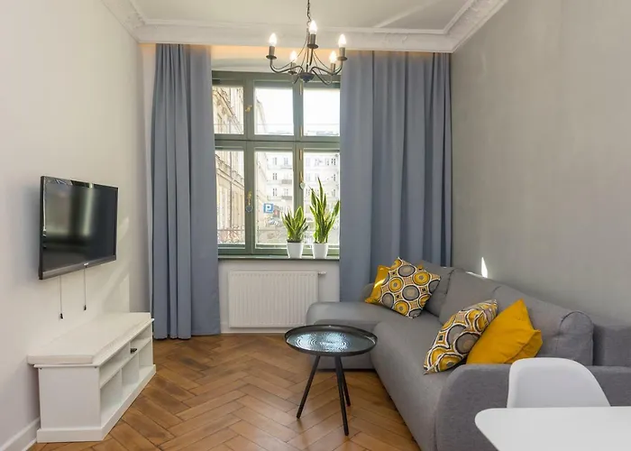 Provenir Strzelecka 25